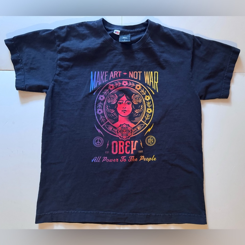 Authentic Obey Black Tee with Vibrant Graphic in Size S EUC